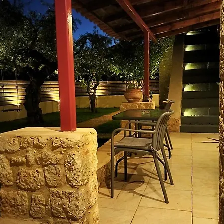 Georgeshousesmani Casa rural