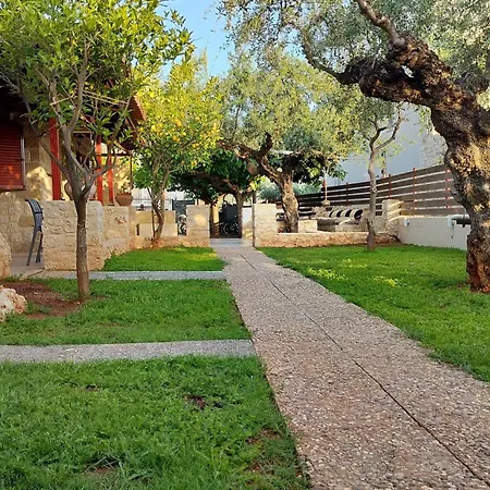 Georgeshousesmani Casa rural *