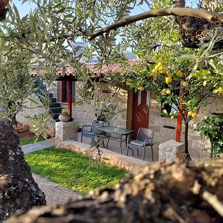 Georgeshousesmani Εξοχικό σπίτι Ρίγκλια