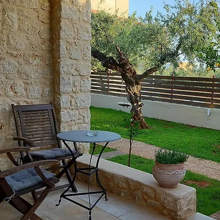 Casa rural Georgeshousesmani Riglia