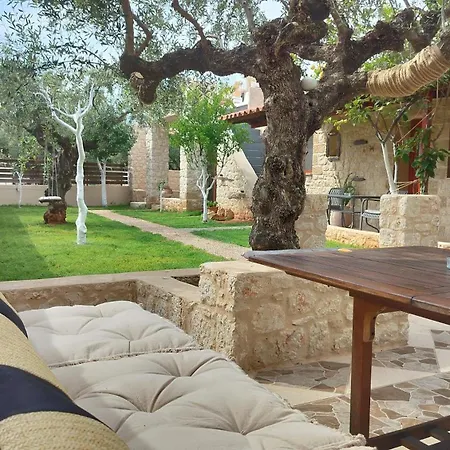 Georgeshousesmani Casa rural *