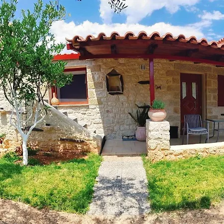 Séjour à la campagne Georges Houses Mani Riglia