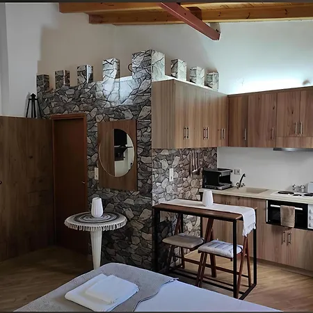 Georges Mani Casa de Campo
