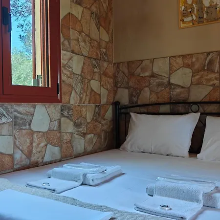 Georges Mani Casa de Campo